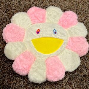 Takashi Mutakami Flower Plush
